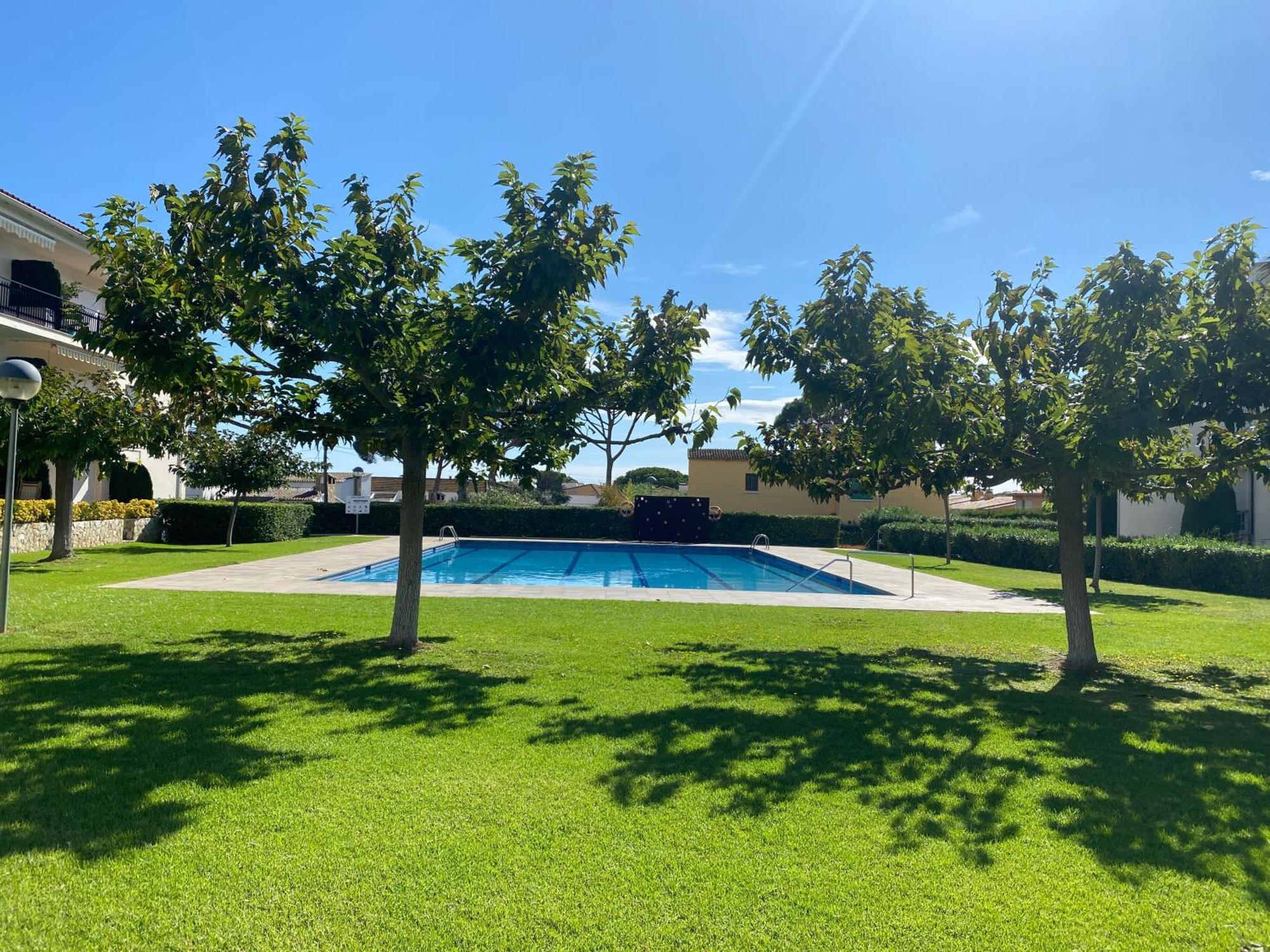 Apartament Amb Piscina I Aparcament - Baixos Amb Jardinet Calella De Palafrugell Ngoại thất bức ảnh
