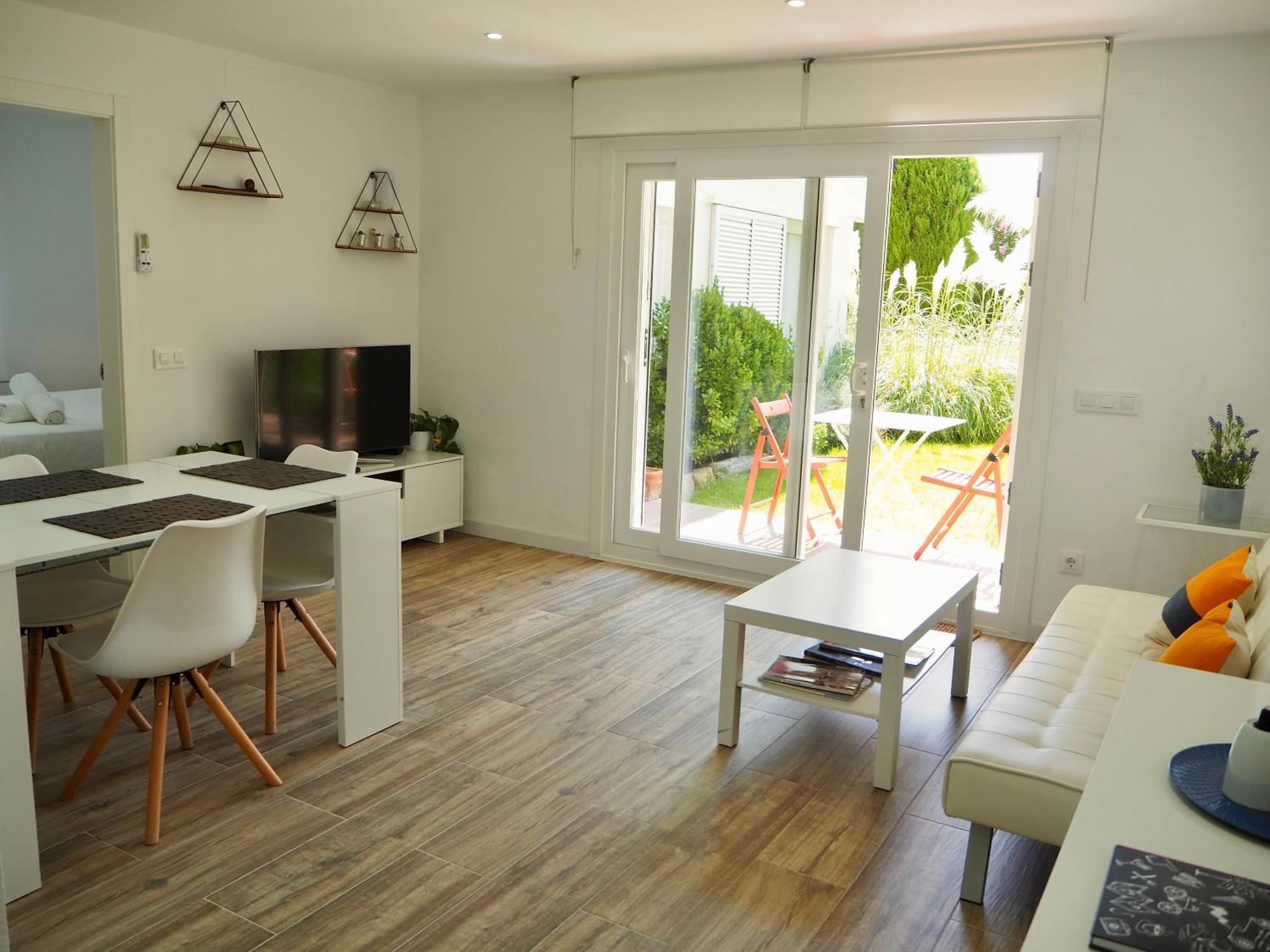 Apartament Amb Piscina I Aparcament - Baixos Amb Jardinet Calella De Palafrugell Ngoại thất bức ảnh