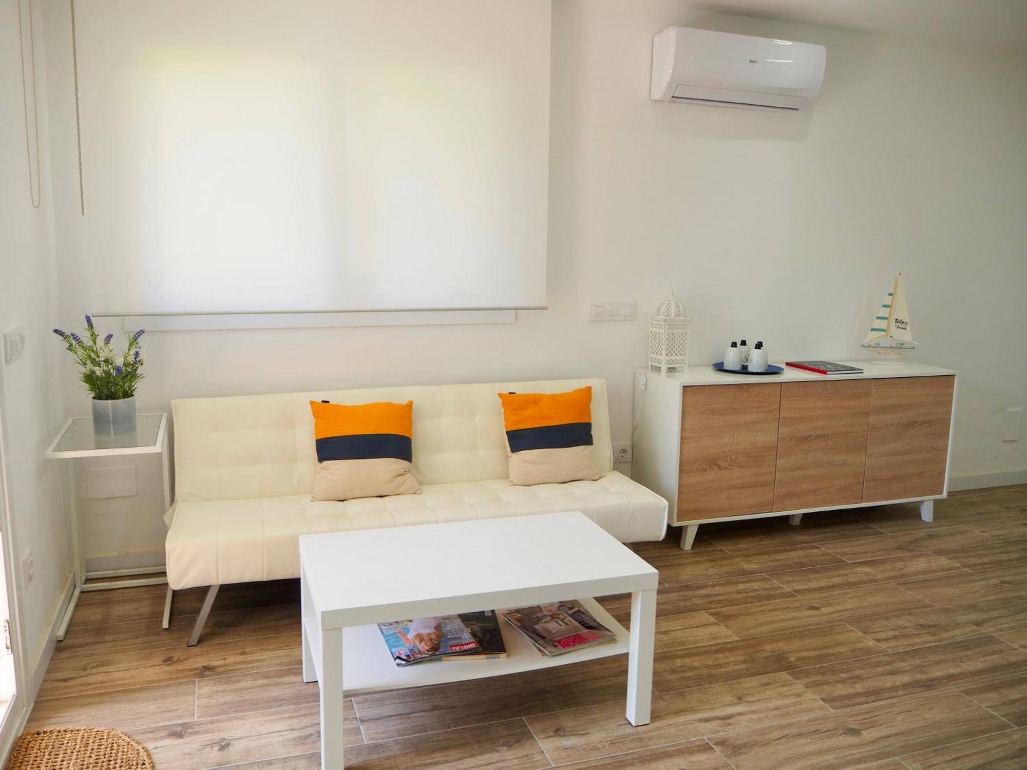 Apartament Amb Piscina I Aparcament - Baixos Amb Jardinet Calella De Palafrugell Ngoại thất bức ảnh